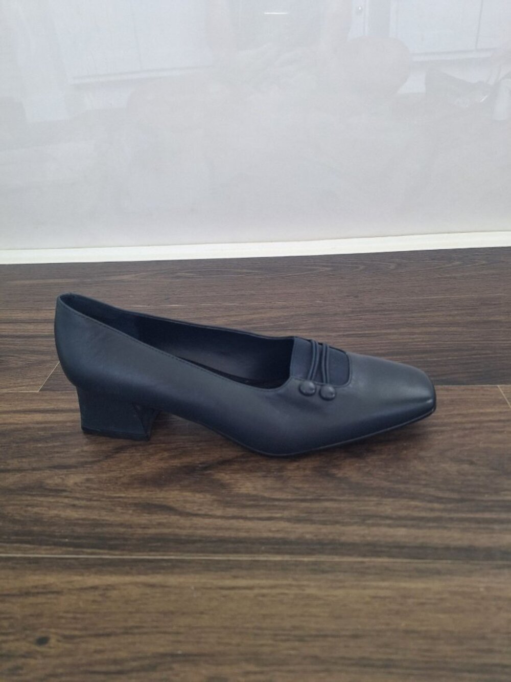 💙 Liz Baker Blue Leather Low Heel Pumps Size 8.5 Comfort Career Shoes